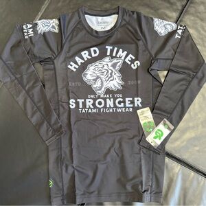 Tatami Fightwear Black Long Sleeve Rashguard Size Medium